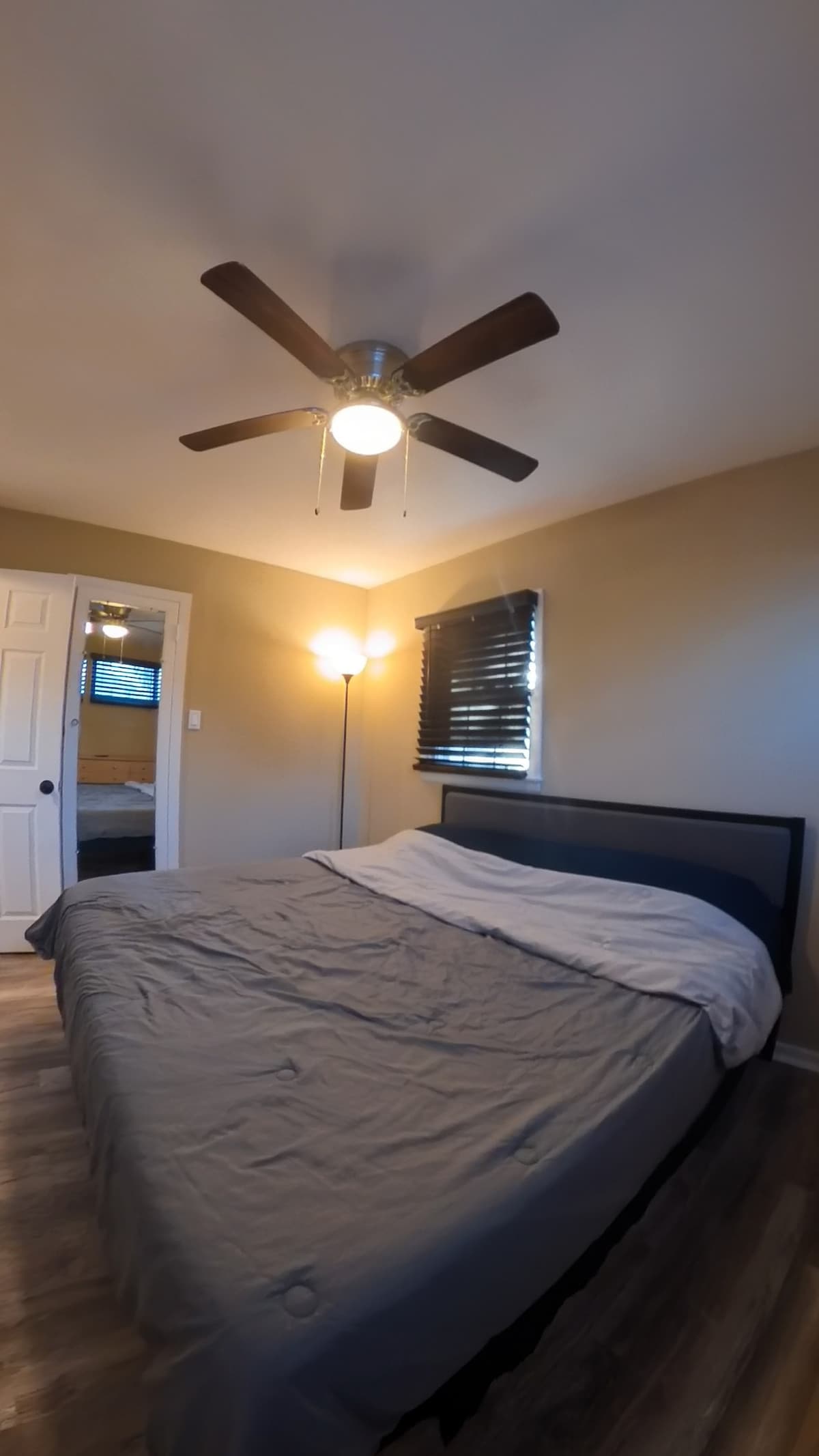 King Bedroom Sleeper