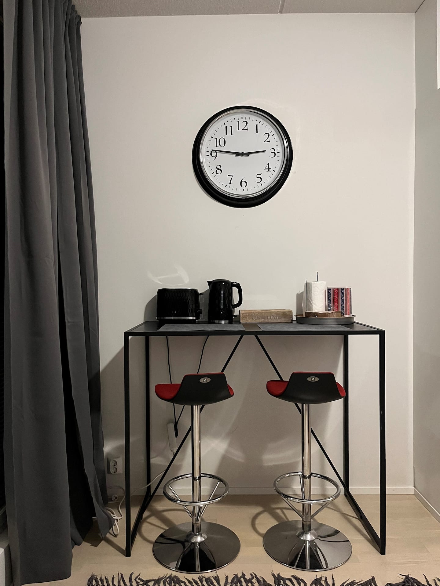 Quiet Home In Center + Wifi, Parking, Balcony 2