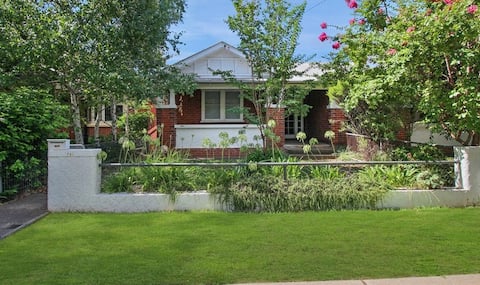 Charm and Value in Central