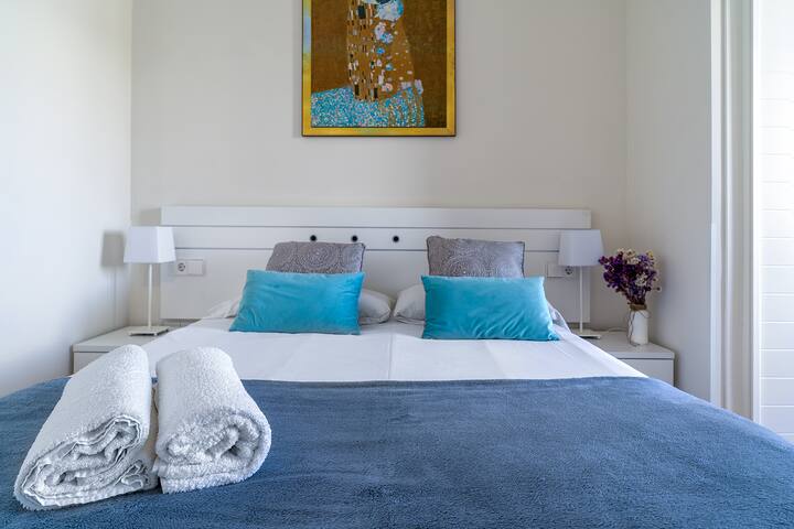 100 metros de la playa. Parking incluido gallery image 5