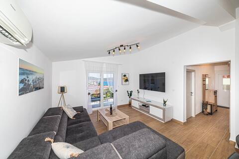 Popular Airbnb listing: Apartman Anima in Općina Rogoznica
