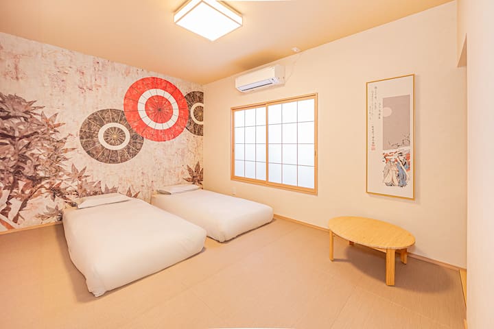 Entire Villa in Takadanobaba Tokyo, 4 bedrooms