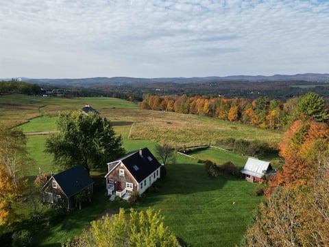 Trailside Cottage on Darling Hill