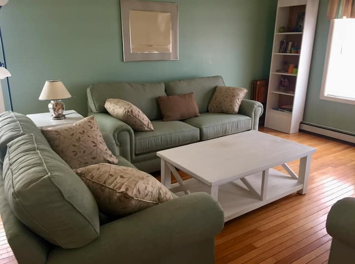 Sand Hill Cove Retreat - Narragansett, RI