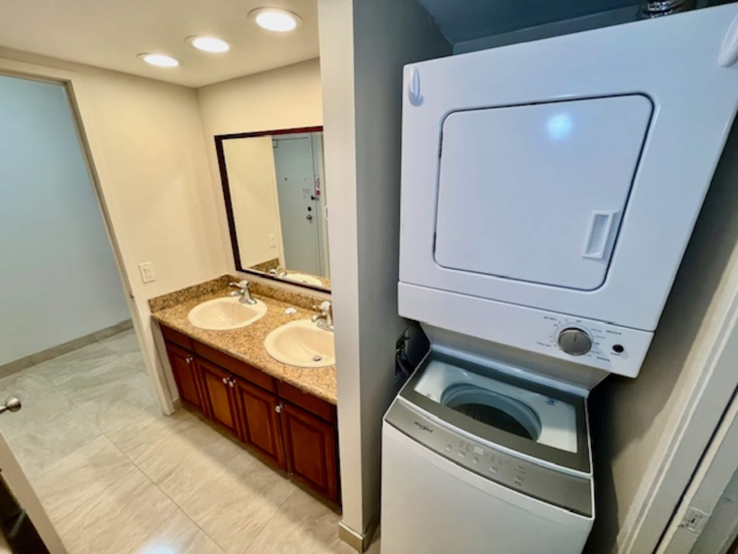 Condo in Honolulu · ★4.92 · 1 bedroom · 1 bed · 1 private bath - Image 5