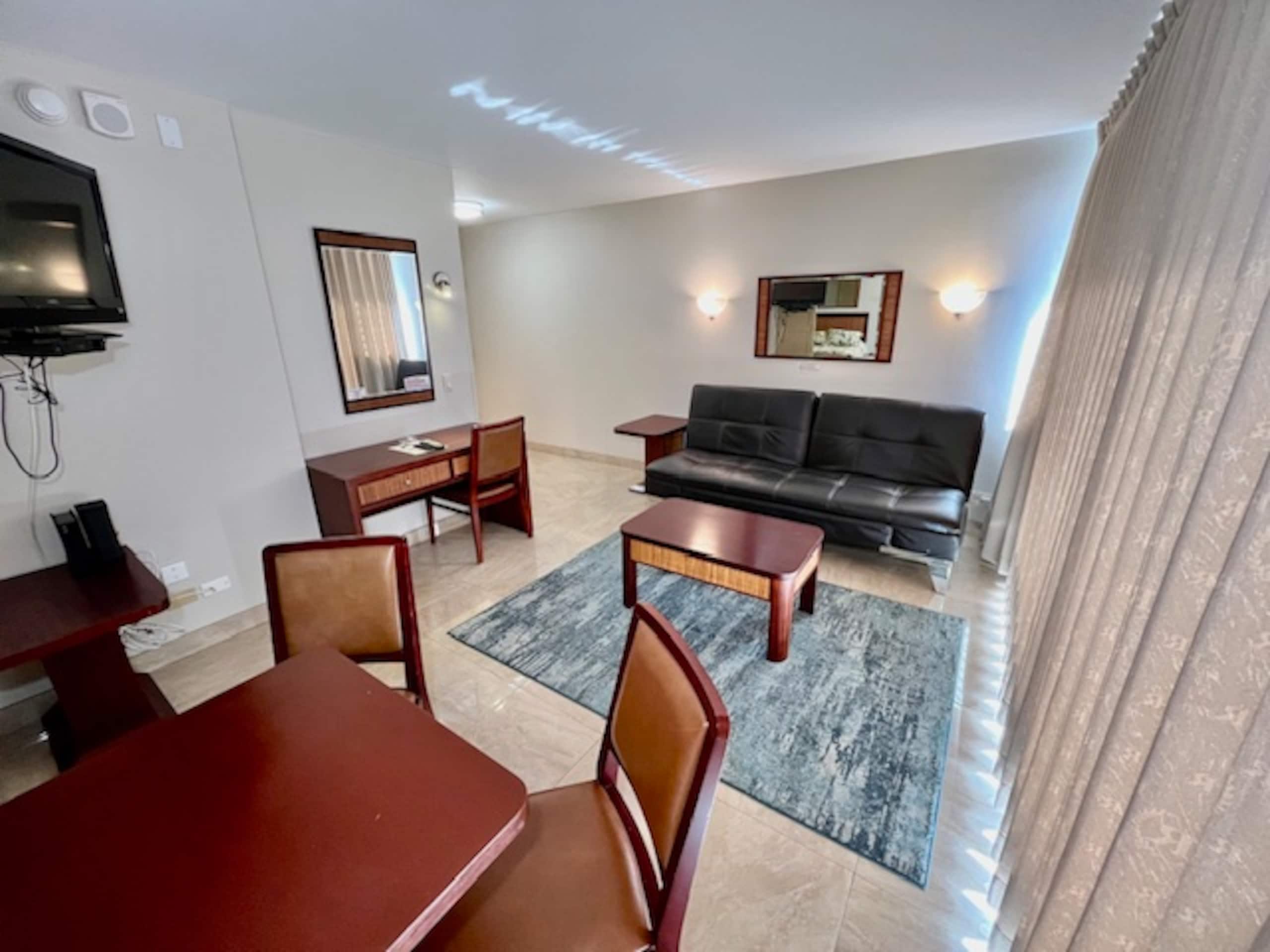Condo in Honolulu · ★4.92 · 1 bedroom · 1 bed · 1 private bath - Image 1