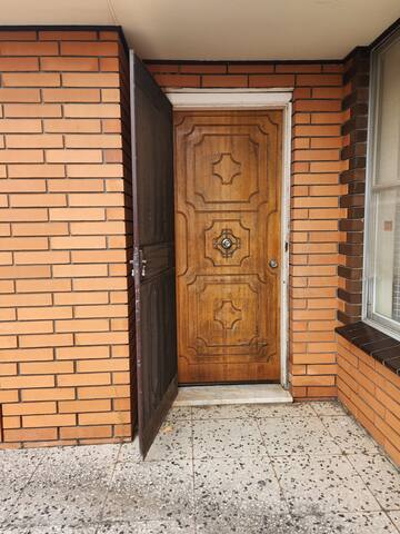 Spacious Family Home in Thomastown gallery image 2