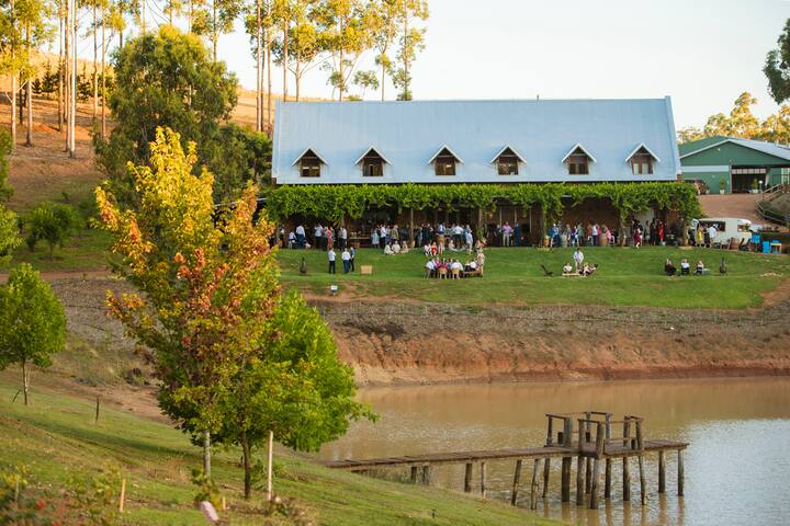 Secluded luxury lodge amongst truffle trees gallery image 4