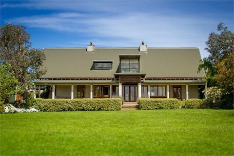 Summer Lodge