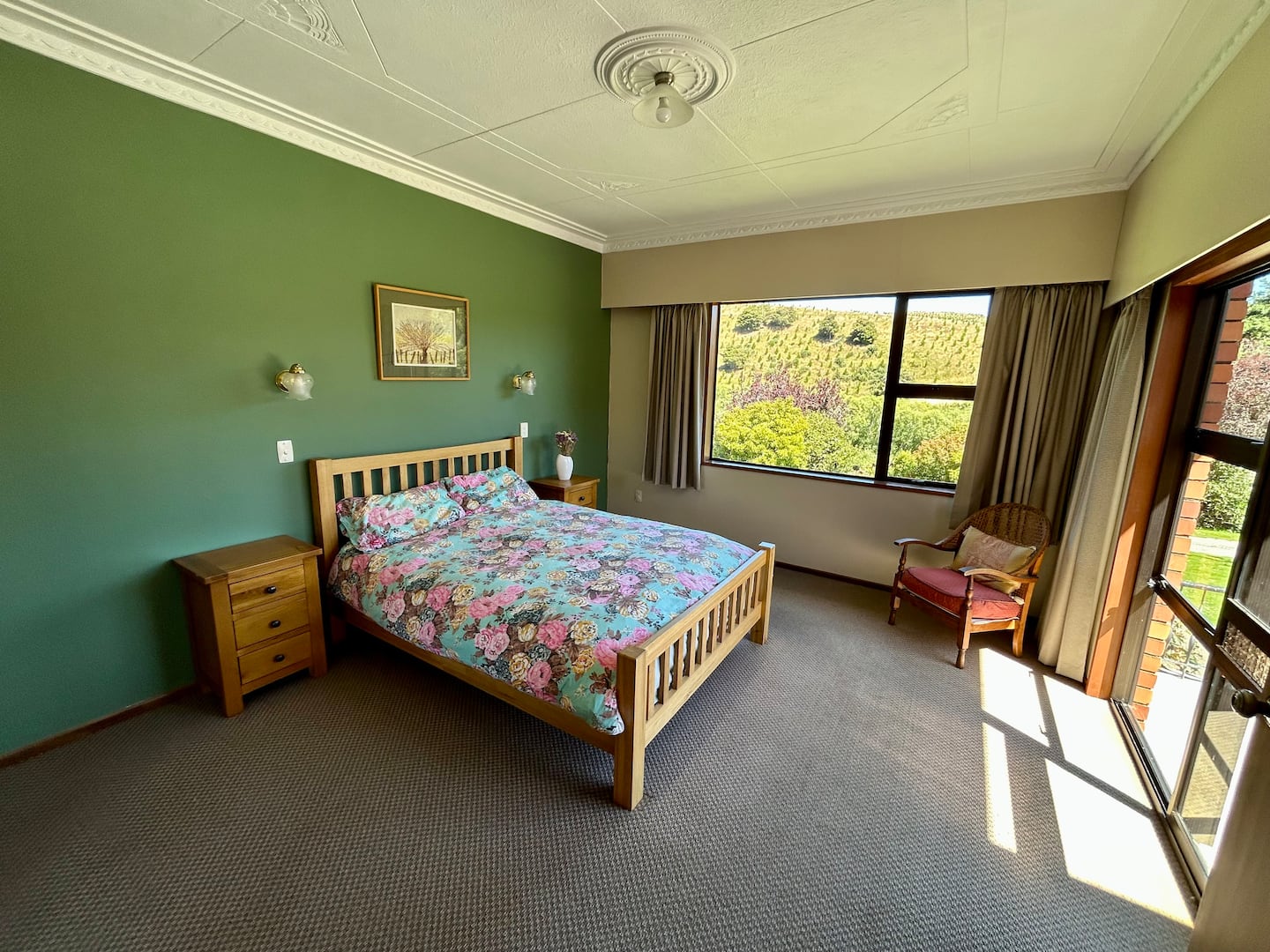 Castle Dent Private Guest Suite Inc Breakfast. 4