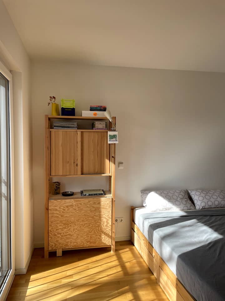 საძინებელი 1