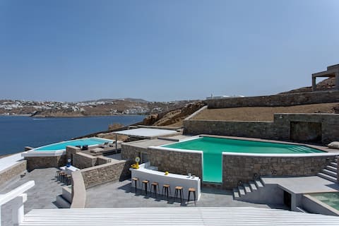 Sapphire 6ΒR Ηot Tub&Pool Ornos