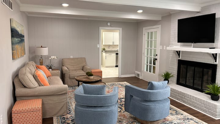 King Bd/gamerm/4 Bdr/3 Ba/2700sf - 제르맨타운
