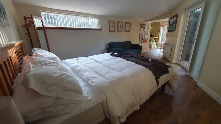 Super veliki poplun od guščjeg perja za dodatnu udobnost.