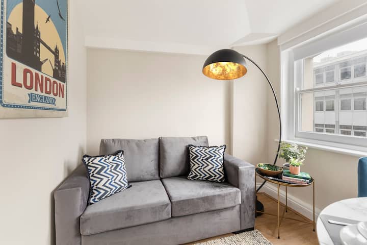 Urban Vibes: Modern 2-br Flat In Prime London Spot - London