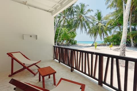 Sea view room with balcony