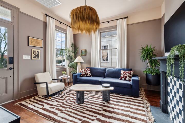 Luxe Historic Compound w Private Heated Pool & Spa gallery image 5