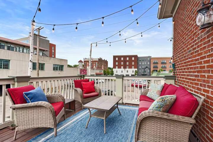 Spacious Short North Home – 11 beds/3.5BTH gallery image 3