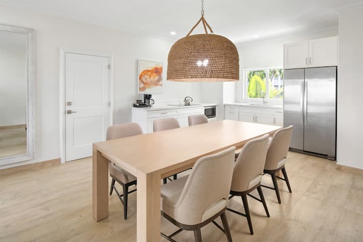 2BR Deluxe All-Inclusive Suite at Alexandra Resort