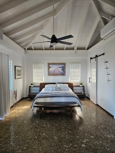Popular Airbnb listing: Ocean-view Studio with Private Pool - Verde Mar in Arecibo