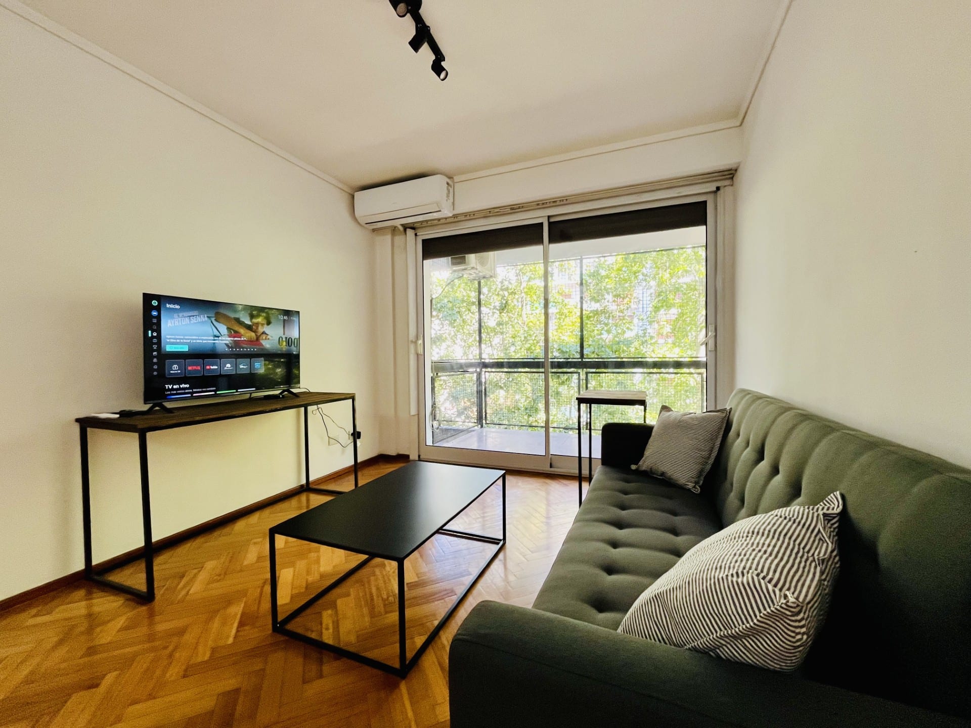 Apartamento de três dormitórios em Colegiales