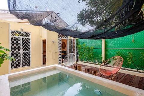 Top Airbnb: Puerto Morelos Retreat with Pool in Villas Ii