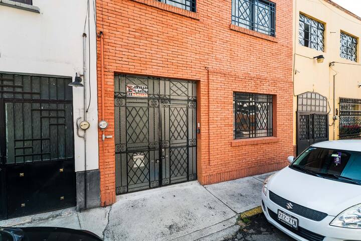 Hermosa y Elegante Casa en la Condesa con Roof Top gallery image 4