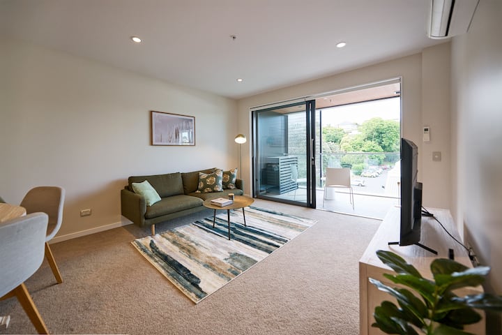 Luxury Two Bedrooms + Car Park - Auckland