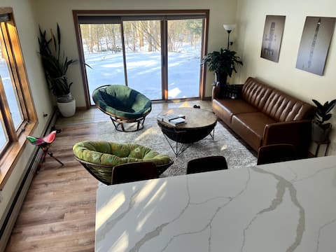 The Robert Frost Trail Lodge