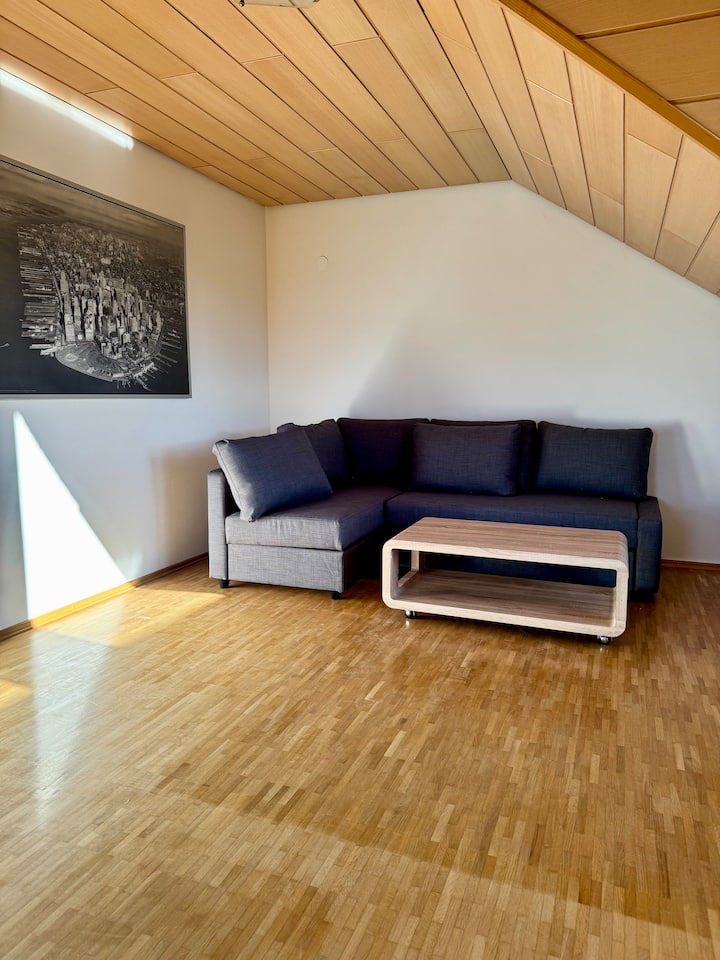 Großes Apartment Mit Ausblick - Aalen
