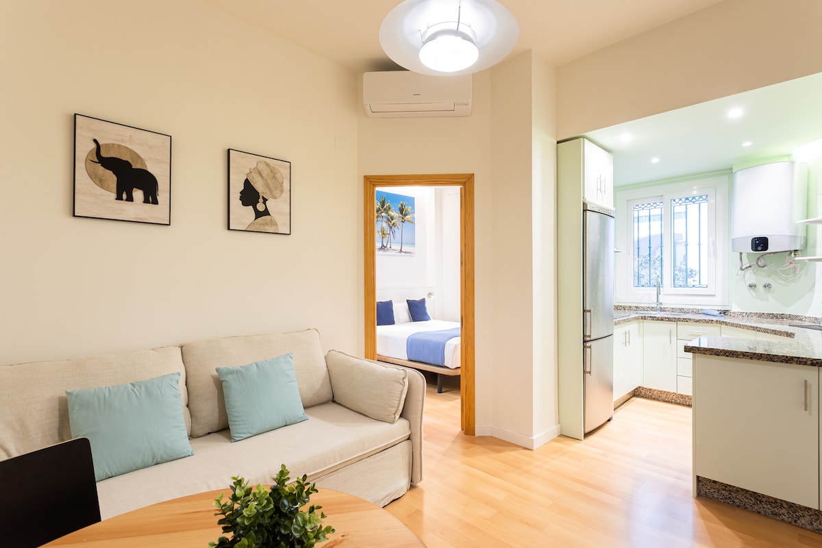Top Airbnb: Santa Lucía Apartment in Málaga