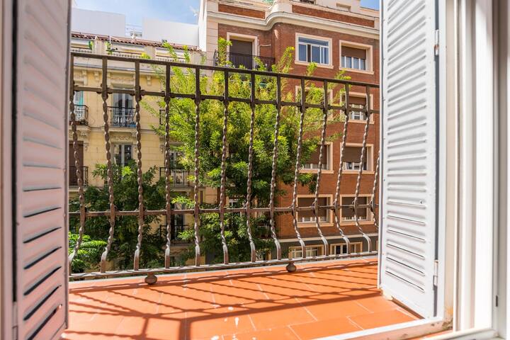 Location-Comfort-Design-Quality gallery image 4