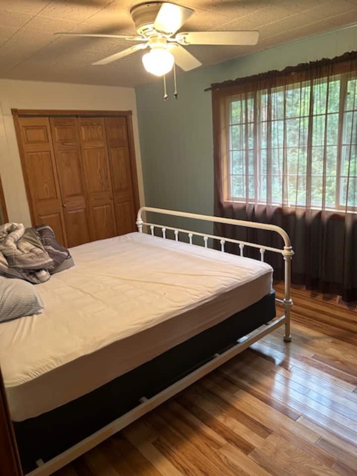 غرفة النوم 1