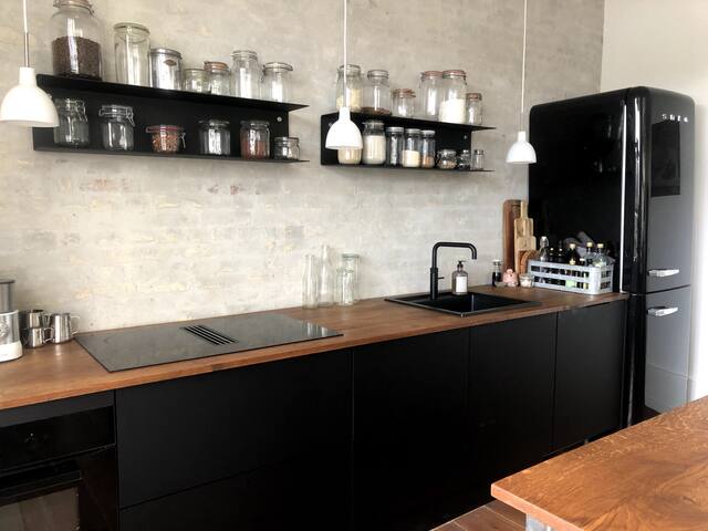 Apartment with direct view of the lakes. gallery image 4