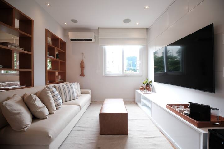 Leblon | 6min to Beach, Best Spot in the Area gallery image 5