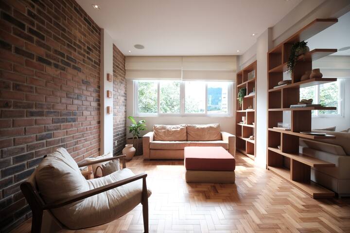 Leblon | 6min to Beach, Best Spot in the Area gallery image 3