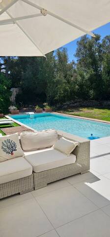 Ostuni Beachfront Villa & Pool gallery image 4