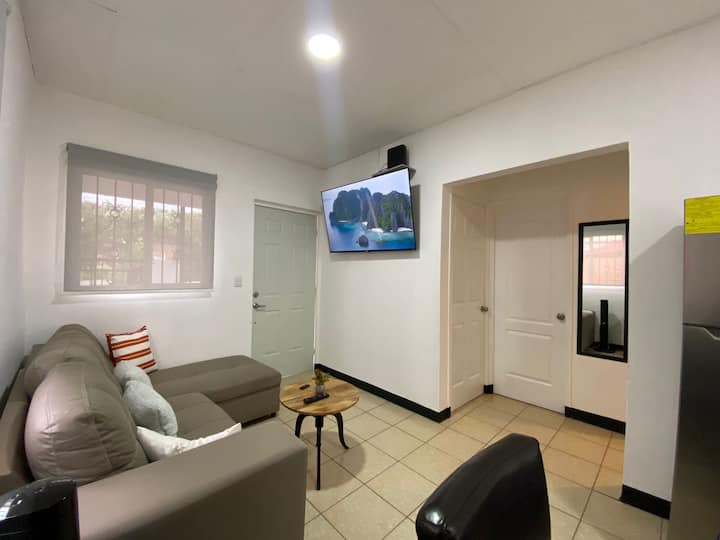 Casa Mayales 2, Resid En Managua - Managua