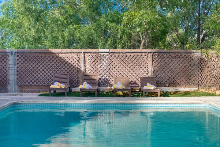 LUX 5BR/3BA • Gorgeous House w/ Pool+Jacuzzi+Piano gallery image 3