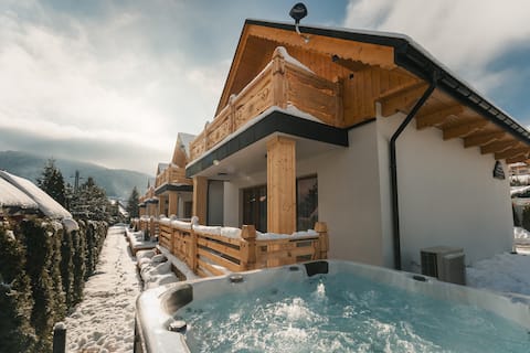 Frankowy Cottage 1 with Jacuzzi