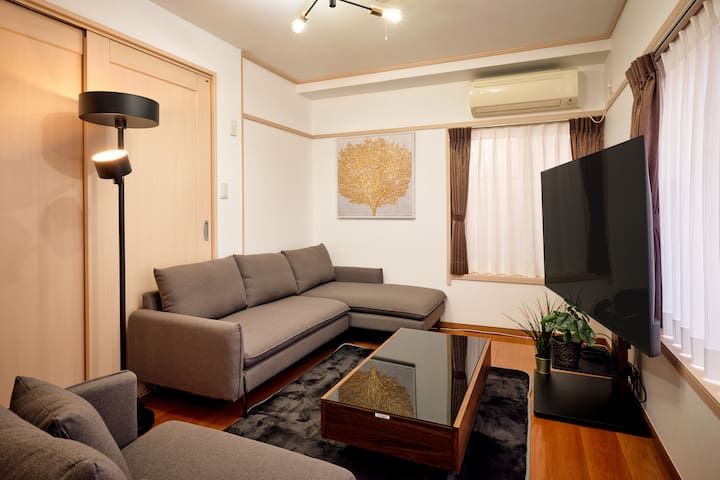 【渋谷区】幡ヶ谷駅 商店街を楽しむ徒歩9分 | 新宿3分 | 渋谷15分|スカイツリー34分 |8名