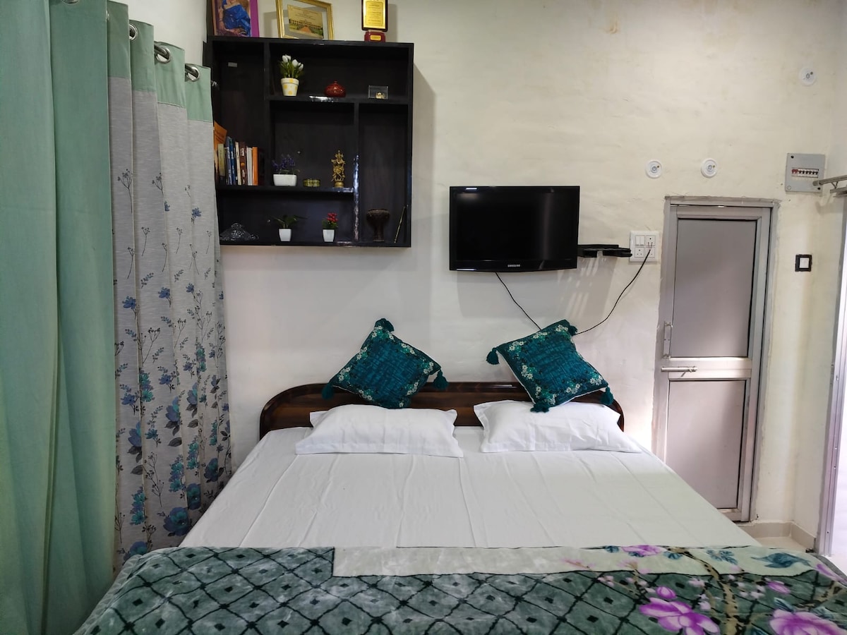 غرفة النوم 2