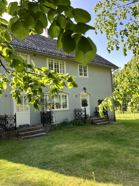 Entire guesthouse - Eidsfos Hovedgård & Gjestgiveri