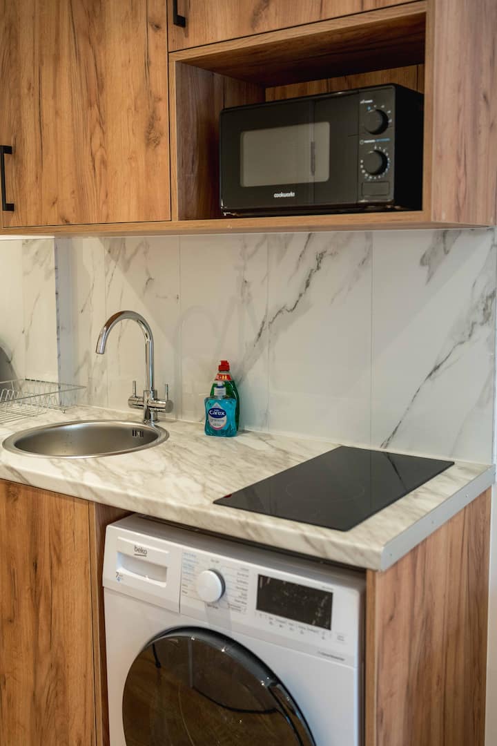 Deluxe Single Studio F3 - Maida Vale! - London