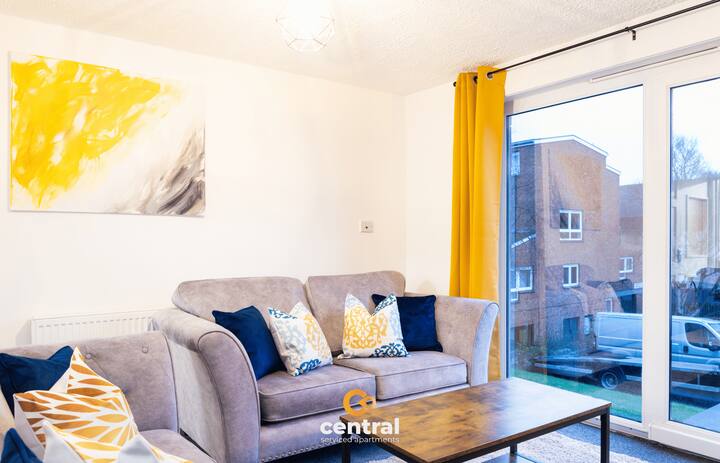 Smart Tvs In All Rooms - 2 Bedroom - Free Parking - Dundee