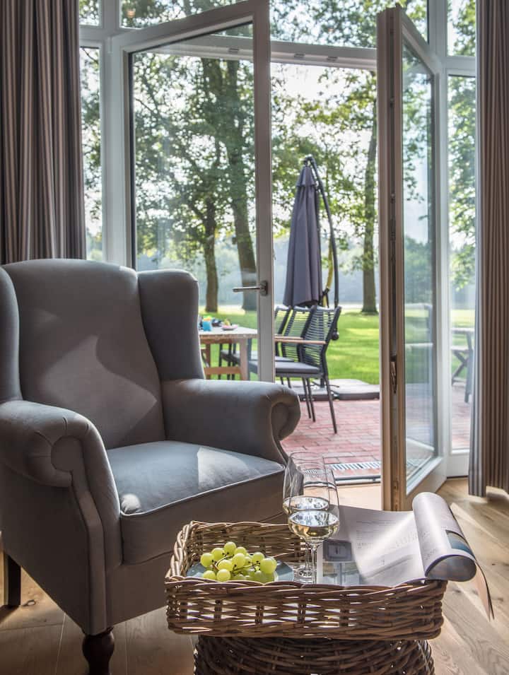 Forsthaus Gödens Im Wald Mit See - Friedeburg