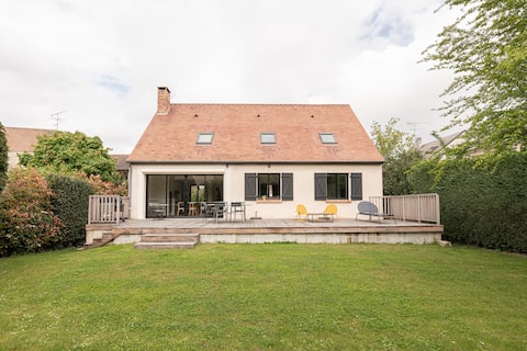 New house near Versailles