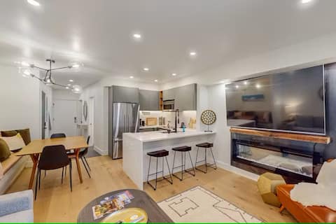 Successful Airbnb property: Festival Stage & Mountain View | Hot Tub | Parking in Telluride