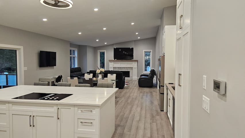 Country Living Executive 4BR