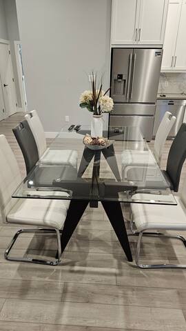 Country Living Executive 4BR gallery image 3